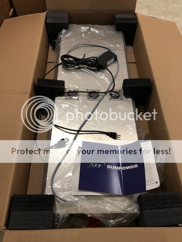 FS 48” ATI Sunpower 8 x 54W with 8 T5 bulbs & 48” Reef Brite Blue XHO